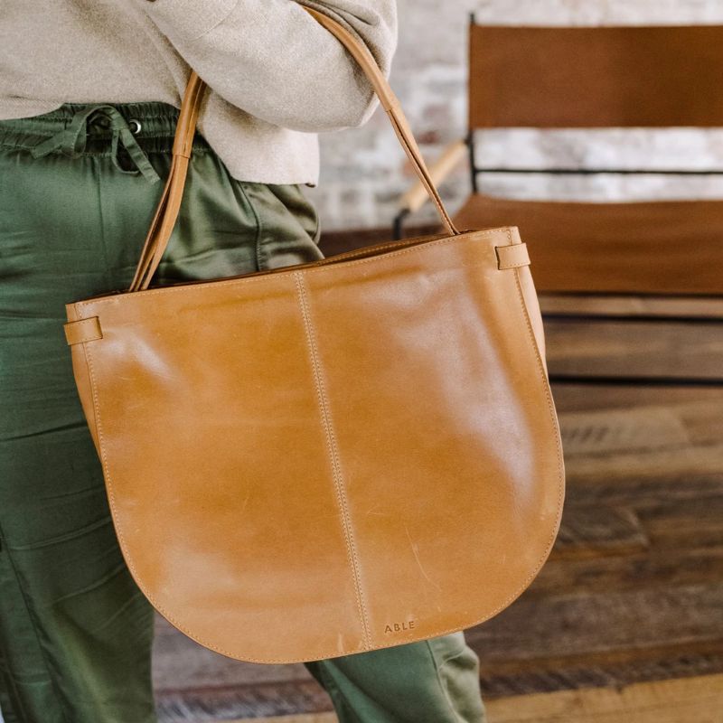 sustainable hand bags for women