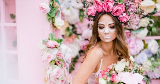 Our Go-To Green & Good Guide To Removing Halloween Makeup This Year